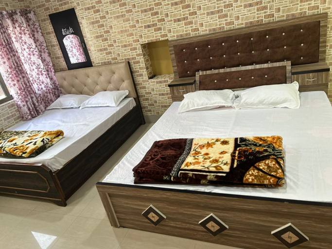 Room 2, Neelkanth Residency, Varanasi