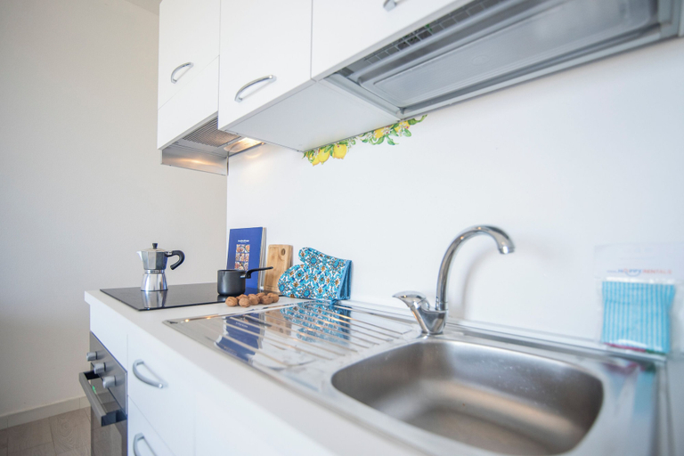 Private kitchen, Trilo Vista Mare-residence La Smeralda, Sassari