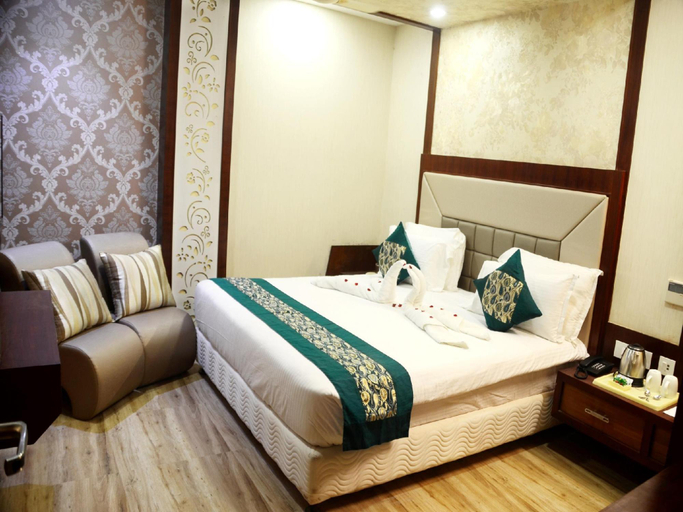 Bedroom 3, THE LANDMARK HOTEL, Varanasi