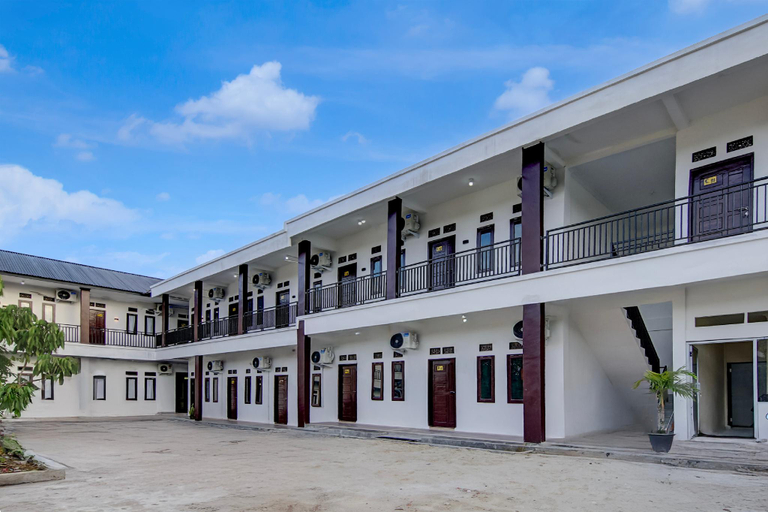 Exterior view, Collection O Gefa Sleep N Go, Pekanbaru