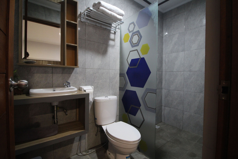 Bathroom 4, Casananta Seminyak, Badung