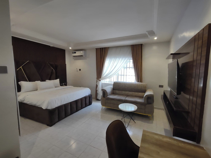 Room 5, HOUSE 36, Shomolu