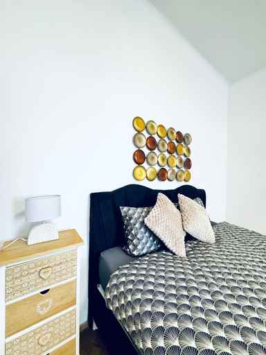 Room 5, Comfortable 1BR Lounge Westbahnhof, Wien
