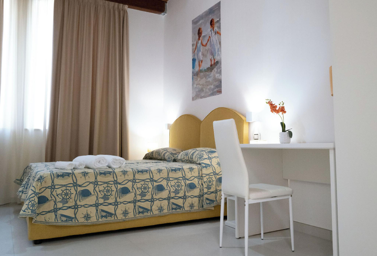 Bedroom 4, Stellaris, Reggio Di Calabria