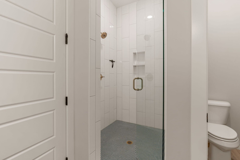 Bathroom 2, Weekend Vibes 5 Bedroom Townhouse, Washington