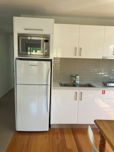 Private kitchen 2, 20 Bradley, Glamorgan-Spring Bay