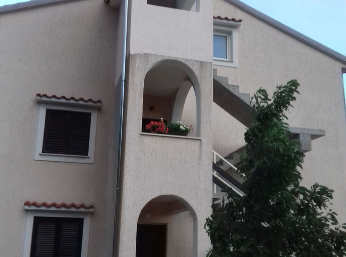 Exterior & Views 2, Apartments Luka & Leona, Senj