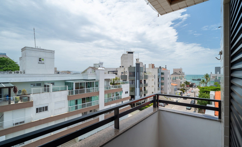 Terrace/patio, Apt w/ Balcony Steps From the Beach - Ids0501, Florianopolis
