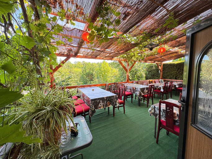 Food & Drinks, Asiatisches Landhaus, Saalekreis