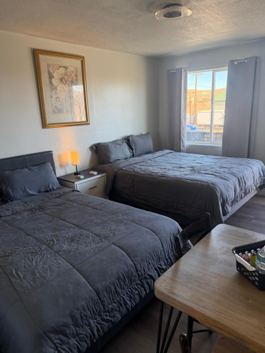 Bedroom 2, The Mint Motel, Sweetwater