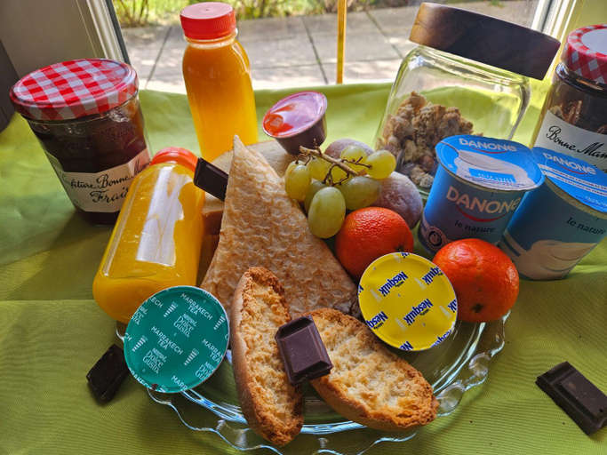 Food & Drinks, Escale dans un Cocon Spa Privatif & Design, petit dejeuner compris, Nord
