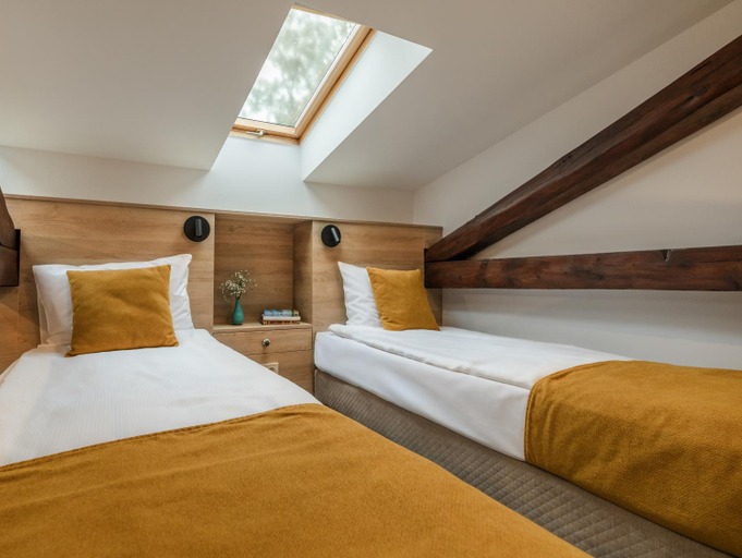 Bedroom 2, Palac w Malkowie, Sieradz