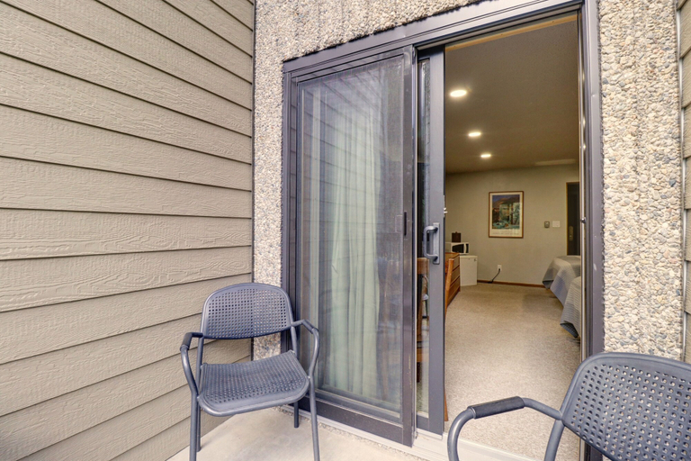 Property grounds 2, CM117H Copper Mtn Inn 1Br 1Ba Hotel Room, Summit