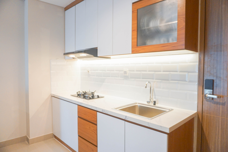 Others 2, Comfy and Elegant 2BR at Tamansari Iswara Apartment By Travelio, Bekasi