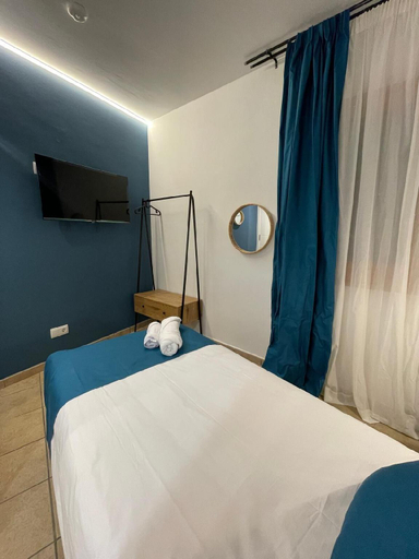 Bedroom 3, HOTEL ORENETA - Gironella, Barcelona