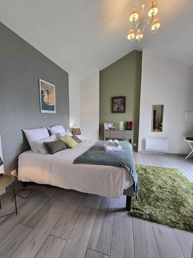 Bedroom 2, Domaine Castetbieilh, Landes
