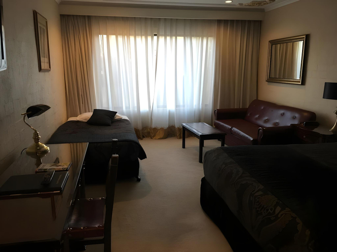 Bedroom 3, オーバリー マナー ハウス, Albury