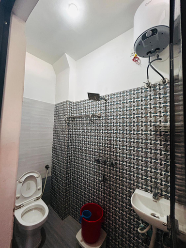 Bathroom 5, Shree Ram Home Stay, Ujjain