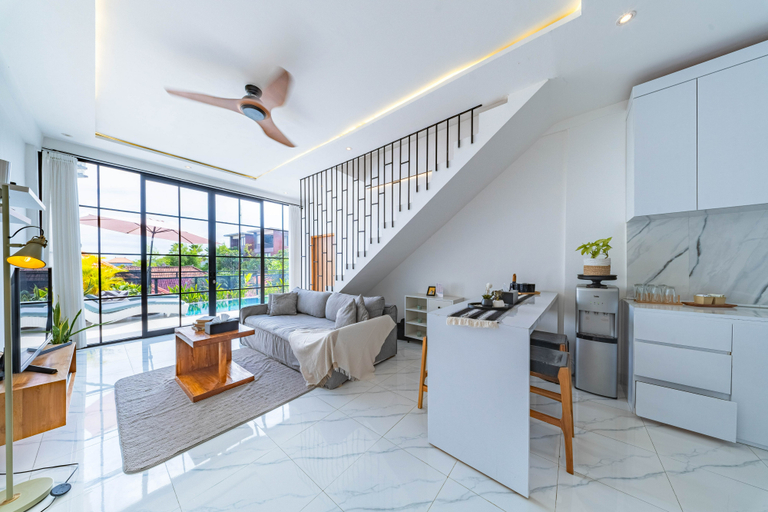 Others 2, Loft 360 by Villas R Us, Badung