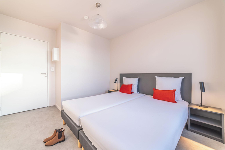 Bedroom 2, Break & Home Campus Condorcet - La Maison des chercheurs Appart'Hotel, Seine-Saint-Denis