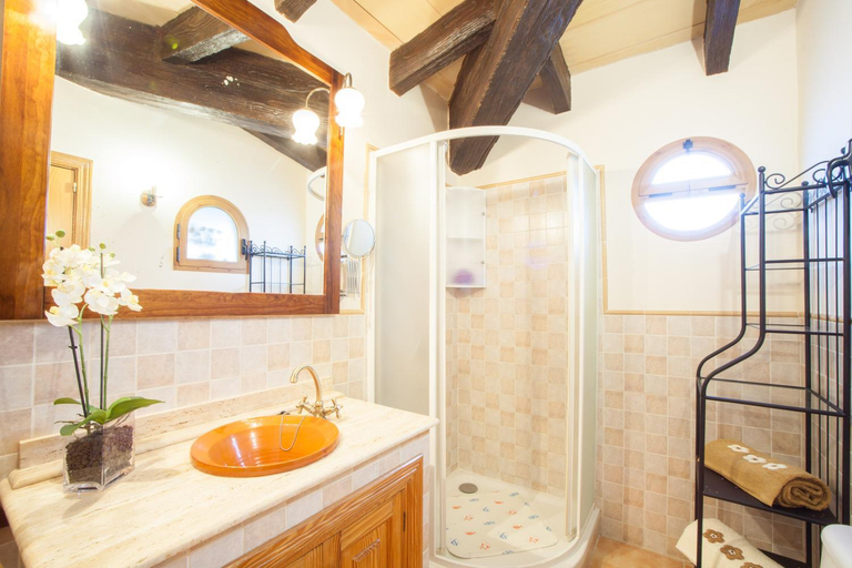 Bathroom 2, Sa Tanca mancorina - Villa With Private Pool, Baleares
