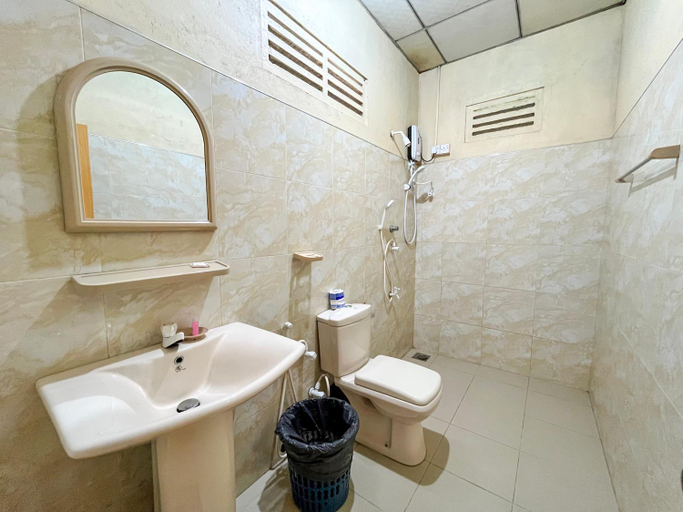 Bathroom 3, Silent Bungalow, Embilipitiya