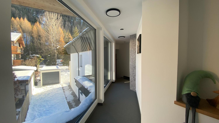 Others 3, Haus Stockibach, Landeck
