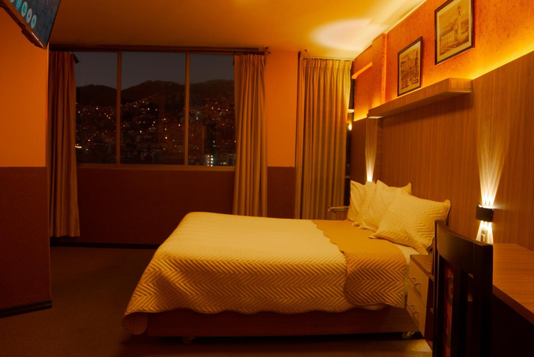 Others 4, Hotel Condeza, Pedro Domingo Murillo