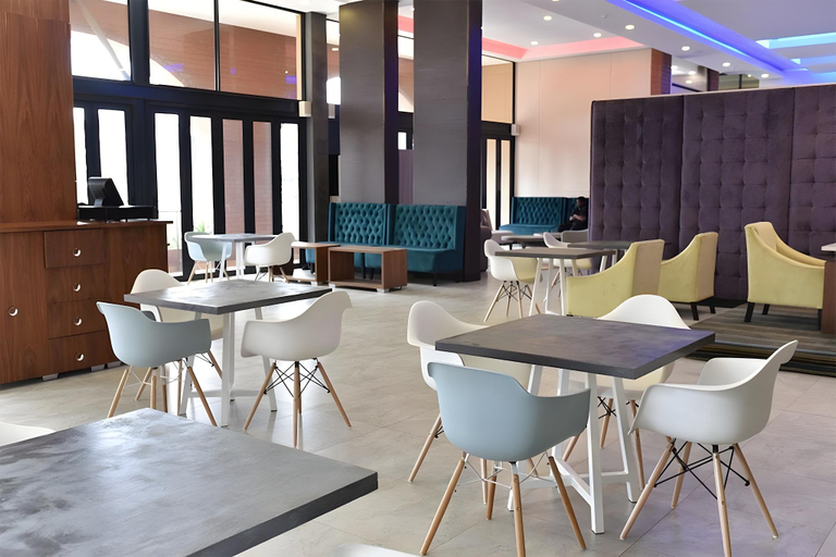 Food & Drinks, Regal Inn Gateway Umhlanga, eThekwini