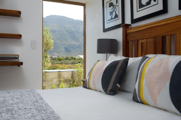 Bedroom 3, Stay at Friends Guesthouse, Overberg