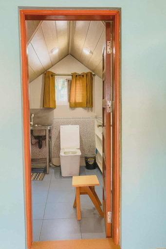 Bathroom 5, Spectacular Attic 2Bedroom 12 Guests up to 18, Baguio City