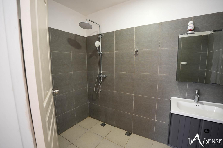 Bathroom 5, InSense Mountain Resort, Siquijor