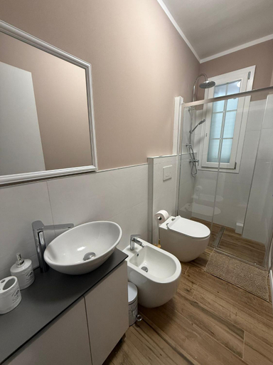 Bathroom 3, La Casa di Marsy, Siena