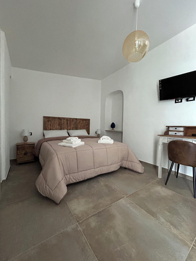 4, La casa di Pippo Flora, Agrigento