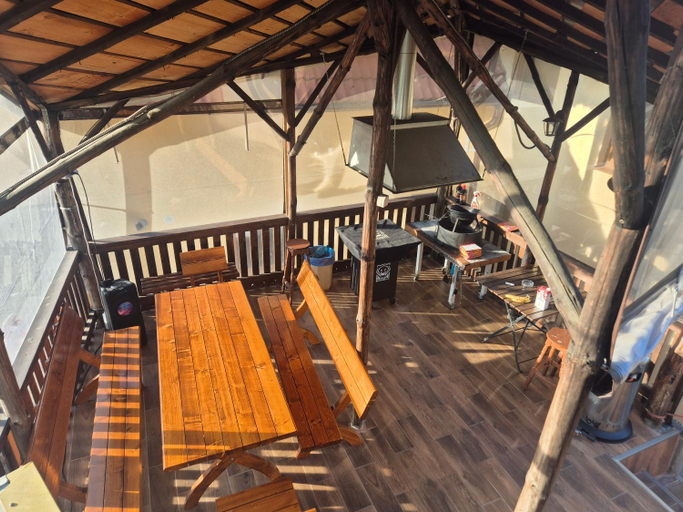 Food & Drinks 4, pensiunea carul mare, Rasinari