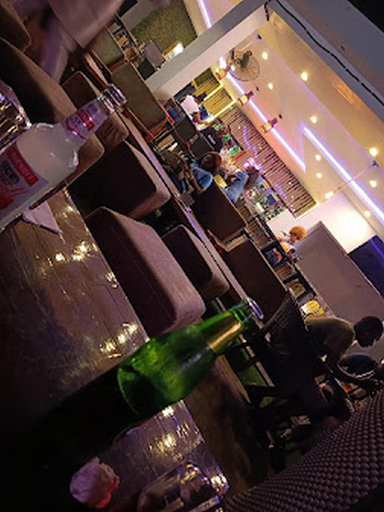 Food & Drinks 4, Whitevill Hospitality and homes, IbadanNorth-West