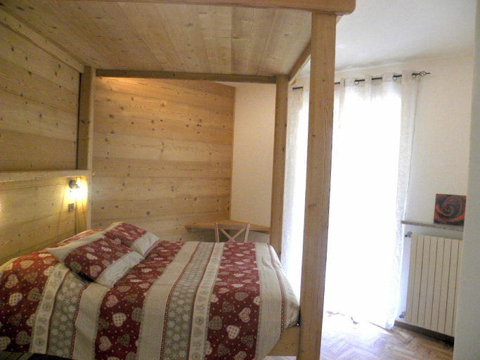 Bedroom 2, Romantiche Orobie B&B, Bergamo