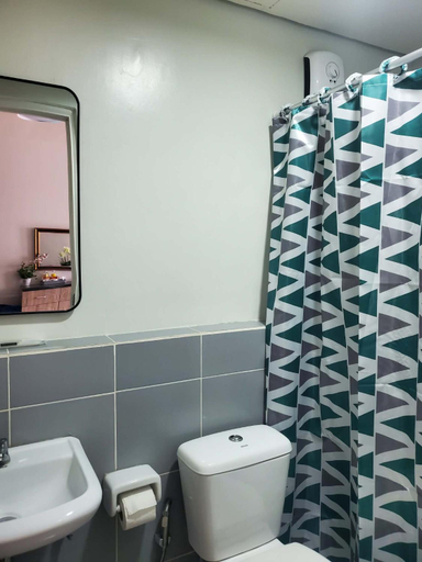 Bathroom 4, VERDANT by Camella Manors Deluxe Queen Room , Puerto Princesa City