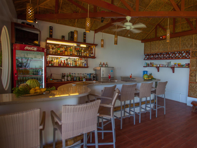 Food & Drinks 4, CBC (Pura Vida Cabilao), Loon