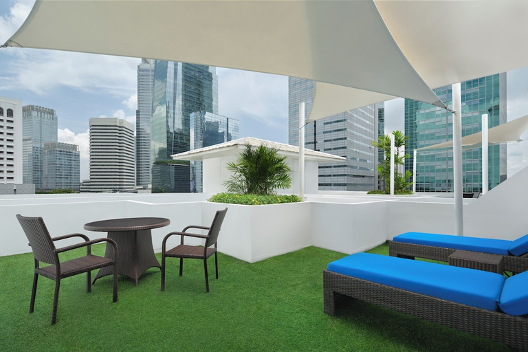 balcony 14