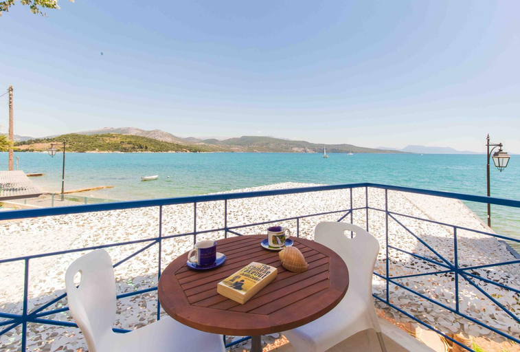 Surrounding environment 5, SALTY BREEZE Beachfront Apartment, Ionian Islands