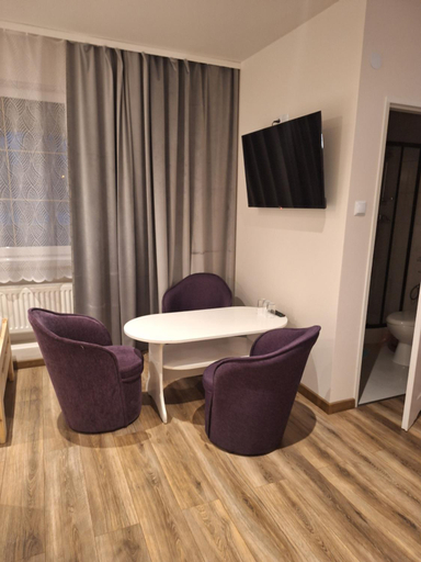 Others 4, ETNA - Hostel -Noclegi 24h Rzeszow 24 Pokoje -PARKING-, Rzeszów City