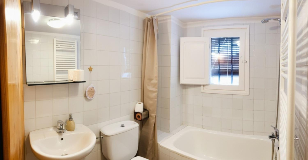 Bathroom 4, Habitaciones con encanto - Cal Alejandro, Lleida