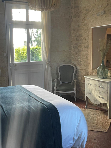 Bedroom 2, Le Chateau de Leugny, Deux-Sèvres