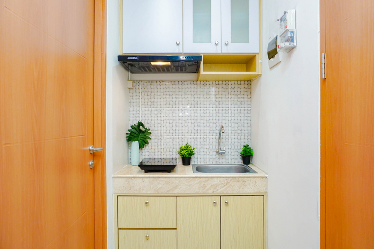 Others 4, Wondrous Space 2BR at Apartment Evenciio Margonda By Travelio, Depok