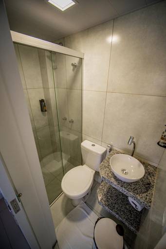 Bathroom 4, Amazinn Hotel, Belém