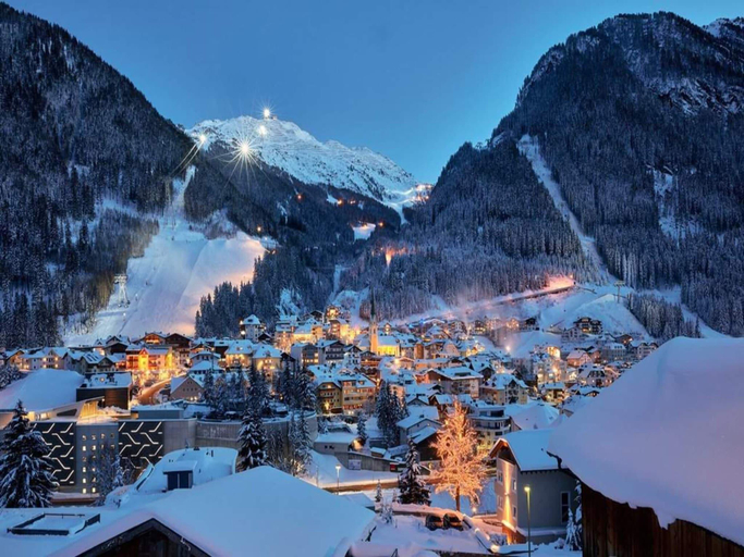 5, Apartment in Ischgl with balcony or terrace, Landeck