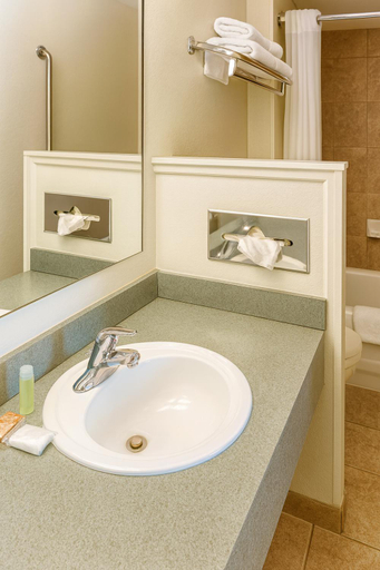 Bathroom 3, MHO Hotel Dover, Kent