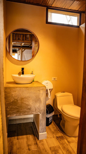 Bathroom 2, Tiki Hut Hostel, Riohacha