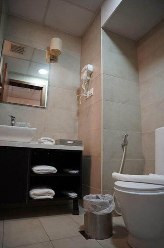 Bathroom 5, Lijam Hotel, Ardhah